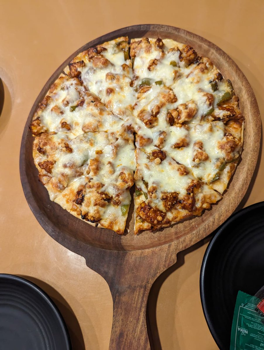 RituRajIN's tweet photo. Pizza Lover's 🍕
Woodza Pizza Hut 📍 Suratgarh
#pizza_time #foodlover https://t.co/gG8DdiBFJo