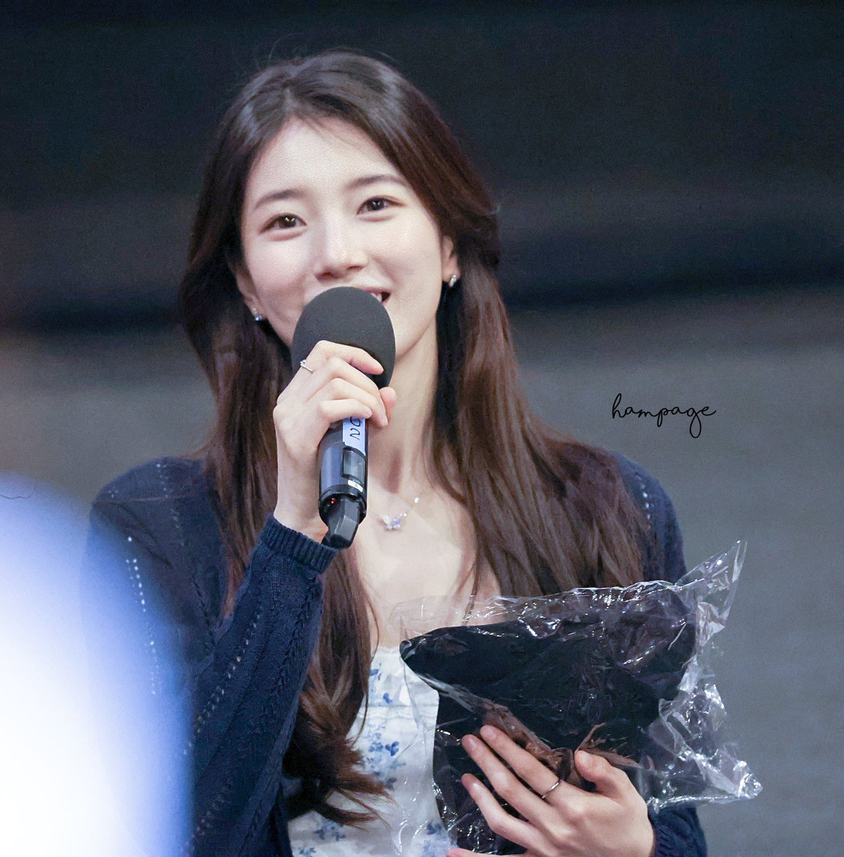 c_at_e's tweet photo. 배수지 국민첫사랑 닉값 ㄹㅈㄷ https://t.co/pV3k06mSEI