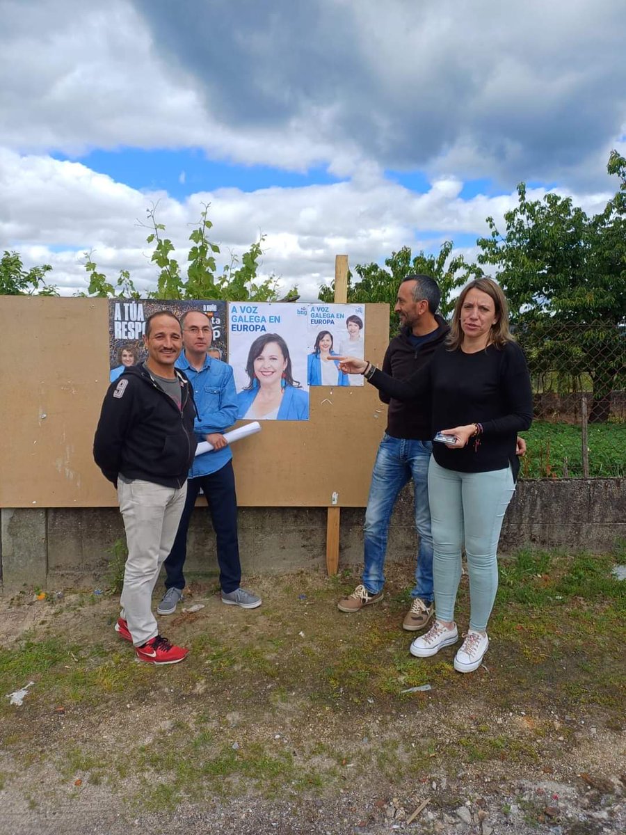 BNGAmoeiro's tweet photo. Remata a campaña das #Europeas2024 e dende o BNG de Amoeiro queremos defender a alegría, a xustiza e os dereitos. Os valores da humanidade fronte o cinismo, a mentira e a involución.

Desde nós, como galeg@s. 
Co BNG, a forza do noso país.

#EuConAnaMiranda #AVozGalegaEnEuropa https://t.co/sR069Y5UJr