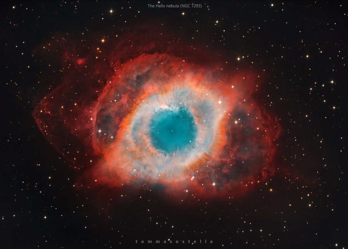 TheMelucifer's tweet photo. i was bored, so i searched for the nasa's image of the sky on December 7, and it was the Helix Nebula, also known as the "Eye of God" https://t.co/BZa6S6J7Mp