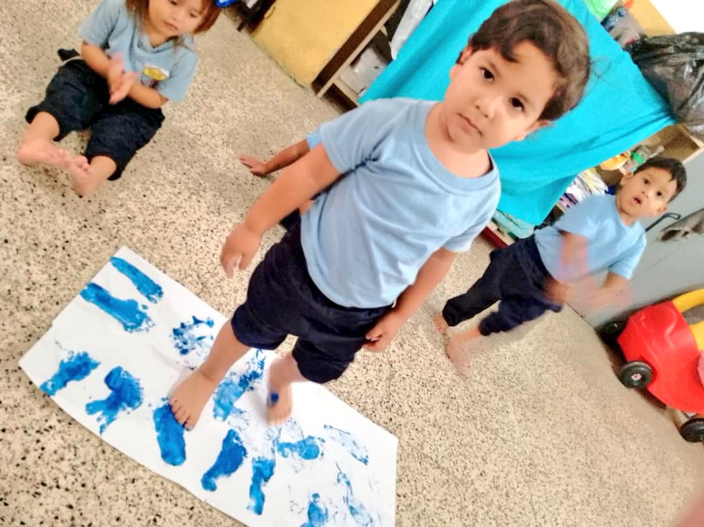 08 de junio Día Mundial de los Océanos 🌊 En nuestra escuela sembramos Conciencia Ecológica, cuidar nuestros mares es tarea de todas y todos. 
<a href="/_LaAvanzadora/">Yelitze Santaella</a> <a href="/gracielamarilis/">Graciela Rapisarda</a> <a href="/gestionperfecta/">Carmen Meléndez</a>