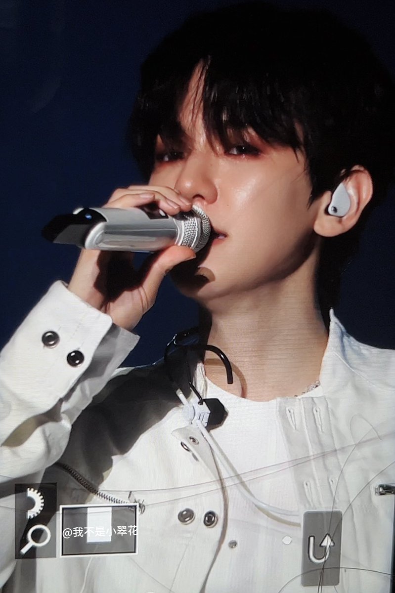 240328hongkong

辛苦了！

#백현 #BAEKHYUN <a href="/B_hundred_Hyun/">Baekhyun_EXO</a>
