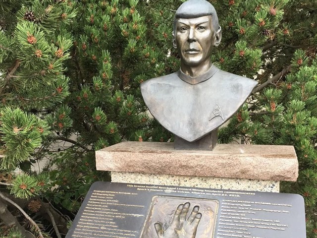 RichardCrouse's tweet photo. Last night on #NewsTalkTonight we boldly go where… well, many have gone before. We take you to Vulcan, Alberta, the Official Star Trek Capital of Canada. Joining me is the Vulcan’s Community Services Manager, Chris Gaultier. Take the tour here: https://t.co/49NNSG0r99 https://t.co/BGTi1D7HBp