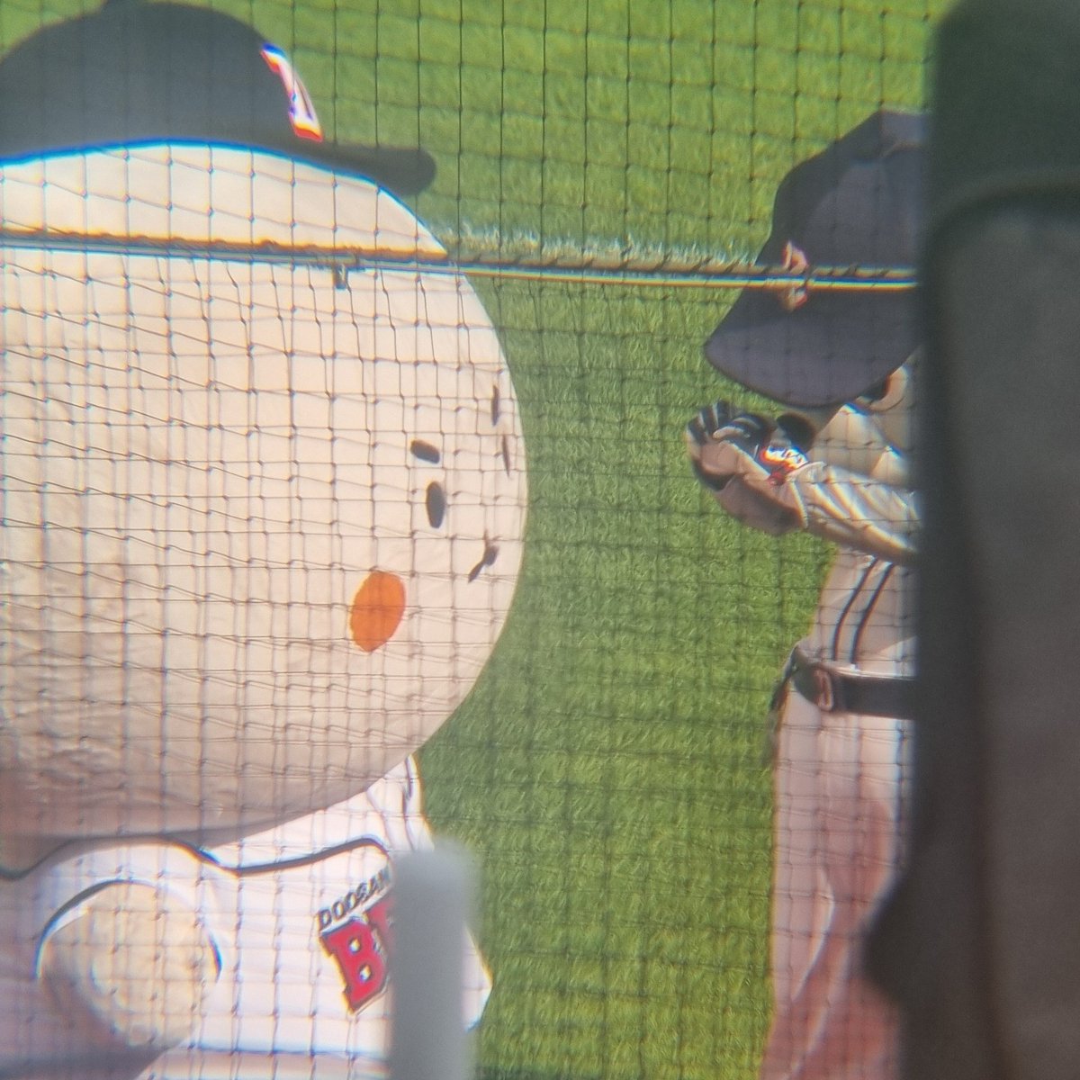 always_bears97's tweet photo. 근데 님들 그거 아셔야돼...
오늘 철웅이가 망곰이 데리고 다니면서
누구보다 아끼고 이뻐했어... https://t.co/II5ZhkoLXo