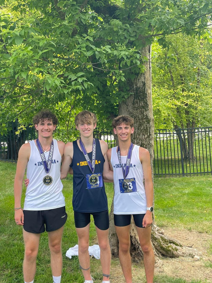 It was another great day to be an Eagle!!!

Daniel Mullett 2:01.08 split 2nd place mixed 4x800 meter
Marcus Ridge 4:15.32 5th place 1600 meter **school record** 4th time breaking the previous record this year!!
Gavin Good 10:11.61 6th place 3200meter
<a href="/CCityEaglesAD/">Columbia City Eagles</a> <a href="/ccityxc/">ccityxc</a>
