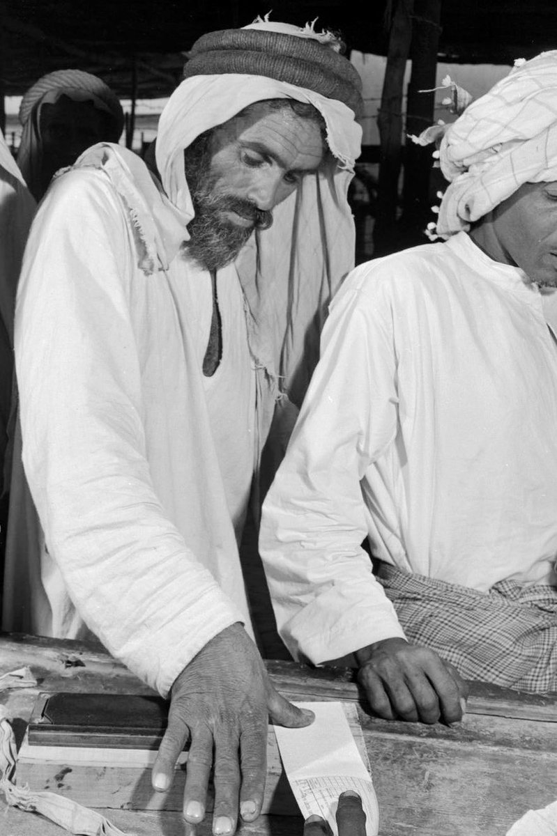 Qhta10ni's tweet photo. ما يلحق التقصير عزمي وباسي
لكن ظروف الوقت عيّت ترفق
ٰ
ما عاد ابي عقل الذكي والسياسي
اليوم ابي حظ الغشيم الموفق https://t.co/bSb1dCDMbA