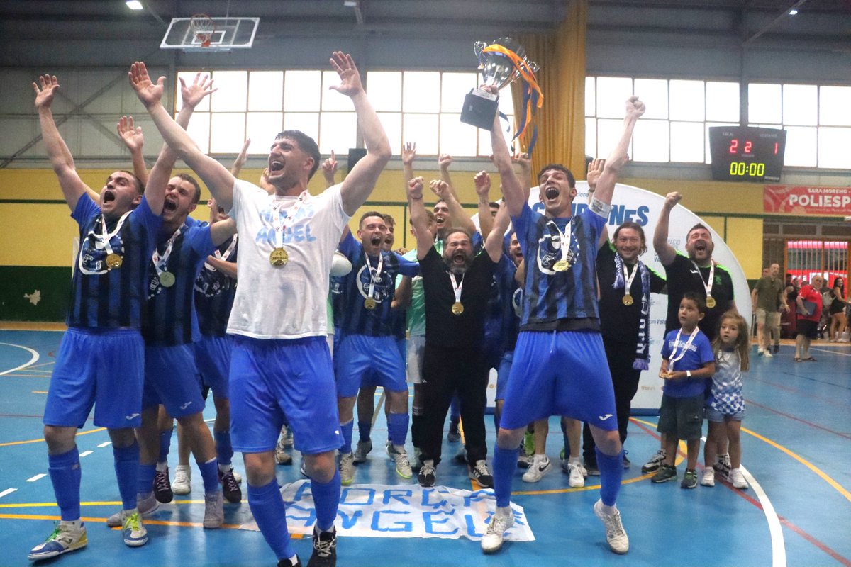 FFCV_info's tweet photo. FUTSAL |

𝓢𝓾𝓯𝓻𝓲𝓻 𝔂 𝓰𝓪𝓷𝓪𝓻

La Nostra Copa de futsal va para L'Alcora ‼️ 🏆 

@alcorafutsal  🆚 @CFElcheUnited (2-1)

𝖈𝖗ó𝖓𝖎𝖈𝖆 —> https://t.co/YRJJYrEd7L

#somFutsal https://t.co/lukBssGBdv