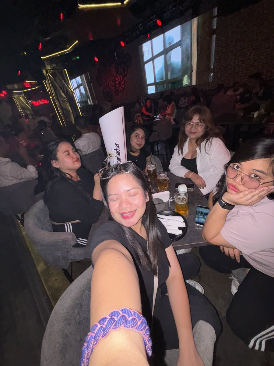 vnssnabi's tweet photo. beer night 🍺 https://t.co/ZveDLtPrwy