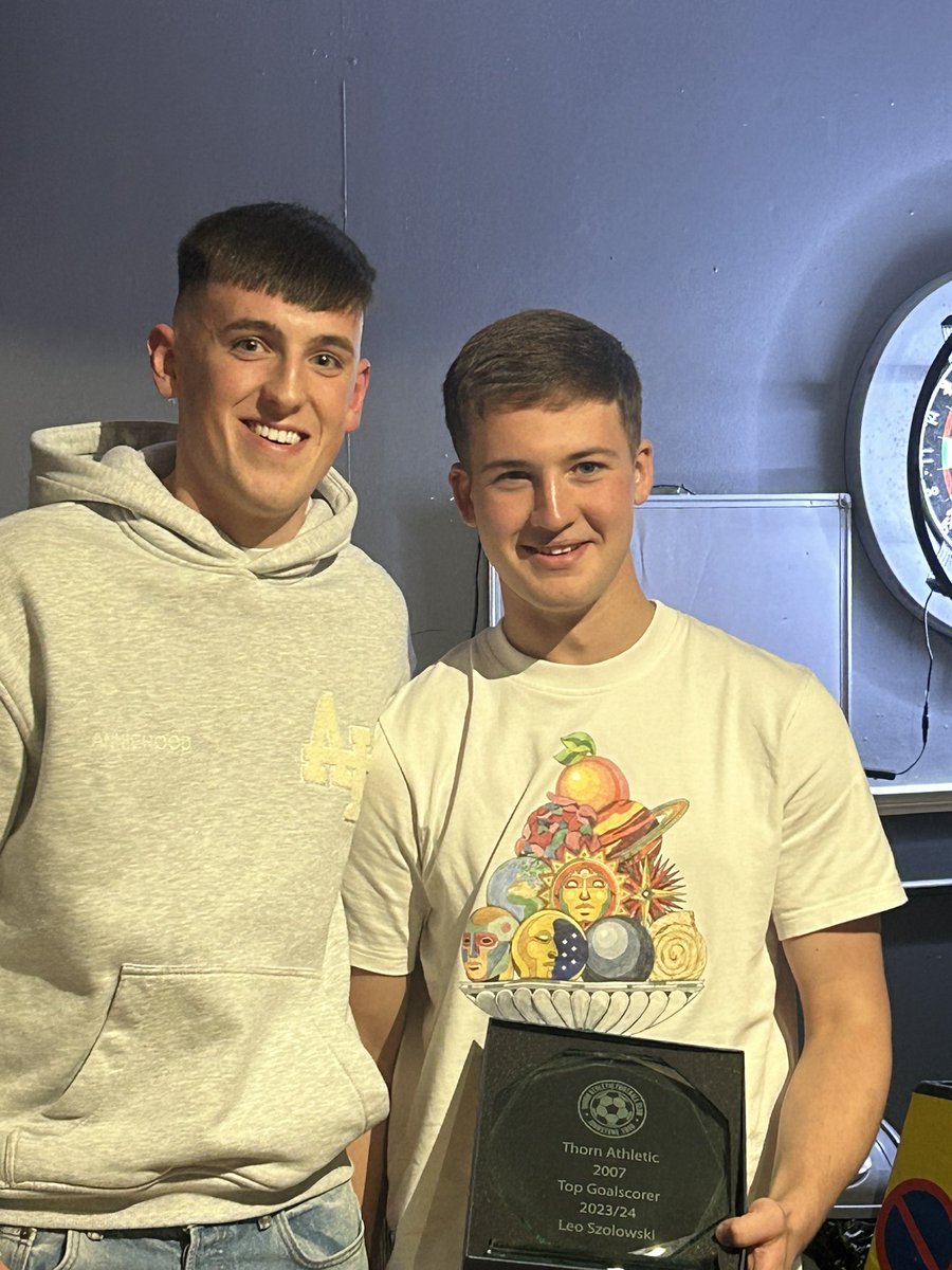 Thorn2007s's tweet photo. Tonight is presentation night for the lads, and first up we had Top Goalscorer for the season which with 21 goals was won by Leo Szolowski. Leo was brought in last summer from Gleniffer and he’s continued his top goalscoring form with us this season

Congratulations Leo💙 https://t.co/frzAEWskO0