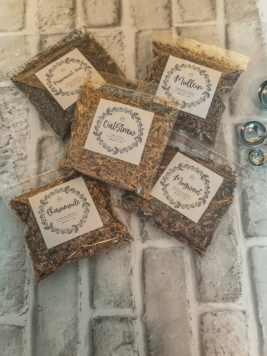 RueDagger's tweet photo. We’ve added herbal starter kits to our inventory. These kits include 9 different herbs that are commonly used for digestion, sleep, anti inflammatory, antibacterial and many more.

https://t.co/bYlxygkkxv https://t.co/IsJFwzJmj2