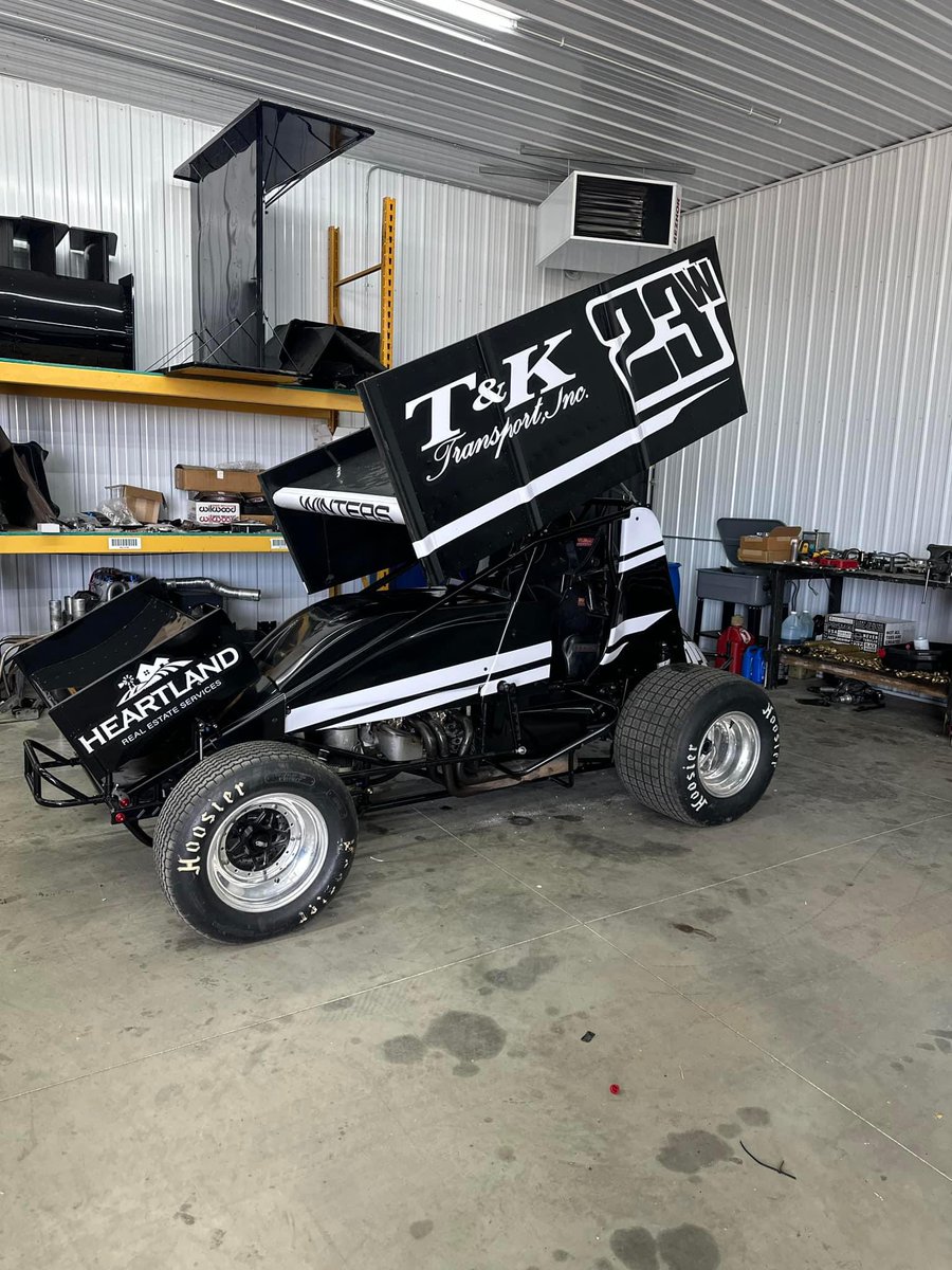 The23w's tweet photo. The 23w is ready to play with the @WorldofOutlaws at @ogilvieraceways tonight! https://t.co/zNXYg4SJ0T