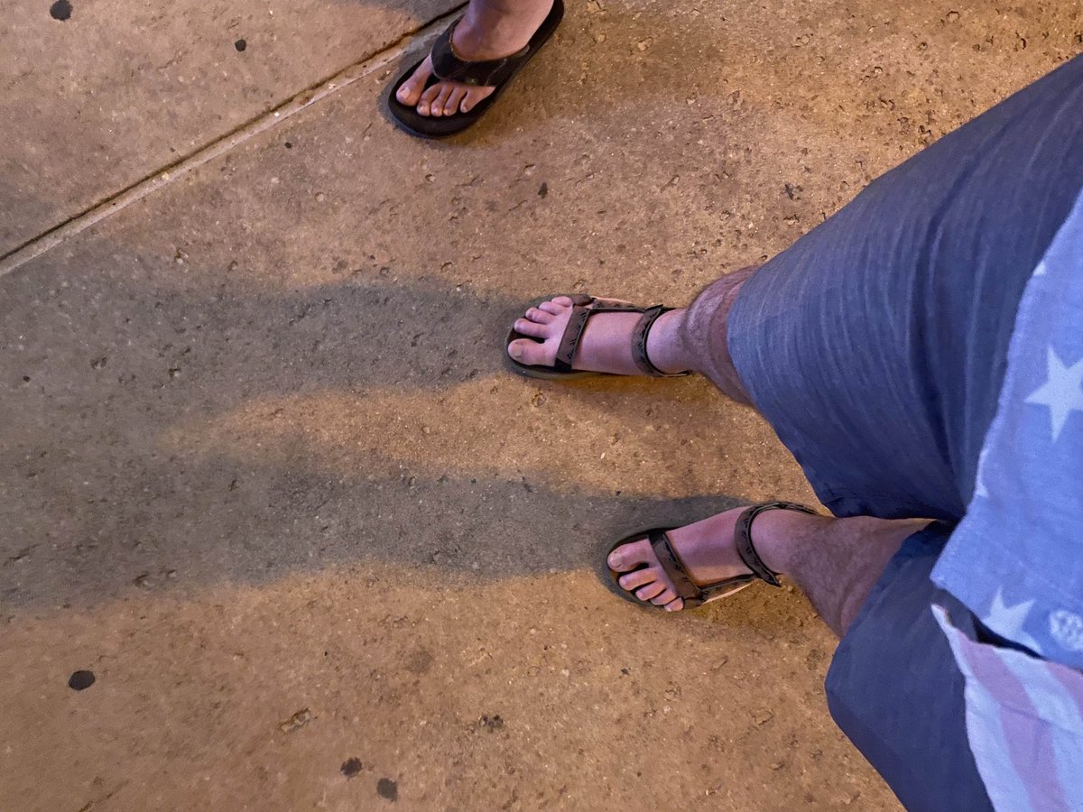 KSU_Feet's tweet photo. Rally feet
On the street
Come on, Cats
Get beat Cavs! #Omahattan https://t.co/nVbz3AAPIM