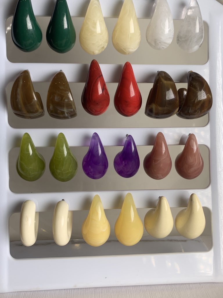 Isiomaniaa's tweet photo. Price : N1,500 each 

📍: Yaba https://t.co/kDoc9PMnKi