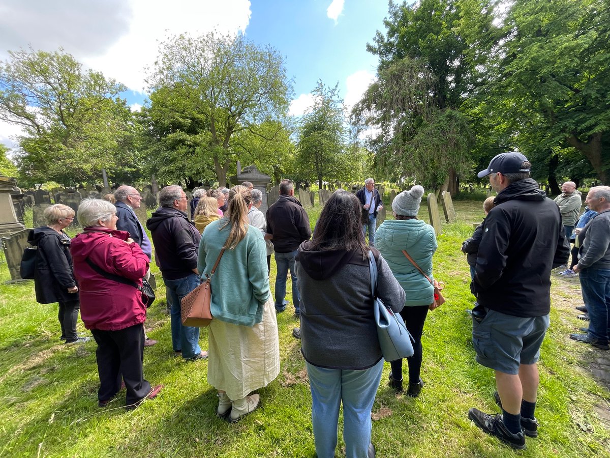 FoBSC_Leeds's tweet photo. Over 30 people turned out for the tour. Plenty of time afterwards to track down the lists of graves people brought with them. https://t.co/B0E92GVZFK