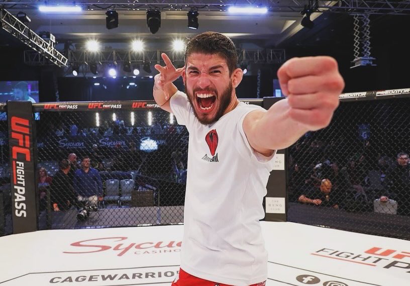 YellowGlovesPod's tweet photo. Cage Warriors 173 was a fun time despite featuring only 8 fights.
Former UFC fighter Bruno Souza styled on Reis & entered into title contention at 145lbs.
Damon Wilson went to WAR while Vines & Bayduev were all flash in theirs wins.
👇BREAKDOWN + ANALYSIS BELOW👇 #CW173 https://t.co/q2ICrEFRlJ