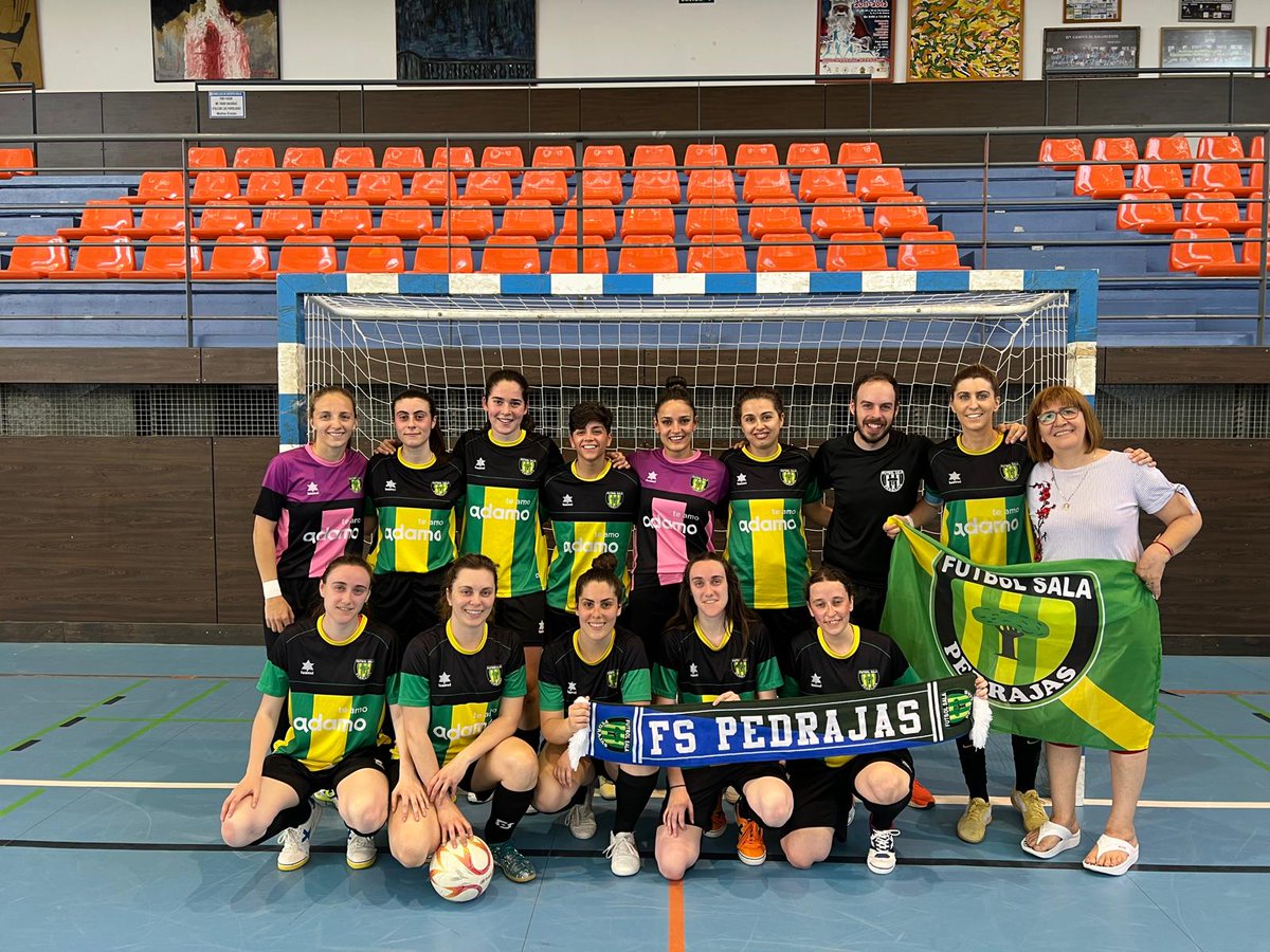 FSPedrajas's tweet photo. 🏆 Campeonato Nacional de Clubes Femenino

Las Niñas FS se impone por 3-4 a CC Comarca de Níjar FSF y ese resultado nos deja fuera de la final.

Pese a la decepción de la eliminación, debemos estar muy orgullosas del campeonato que hemos hecho. 🖤💚💛

#LoMejorEstáPorLlegar https://t.co/o4rV4oa5ub