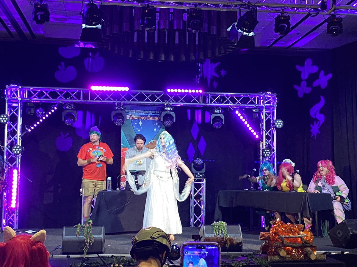 HoofWorkWCPC's tweet photo. Fun for all ages, it’s the #WCPC24 Cosplay Contest going on right now on the Mane Stage! https://t.co/yupOXb8lPm