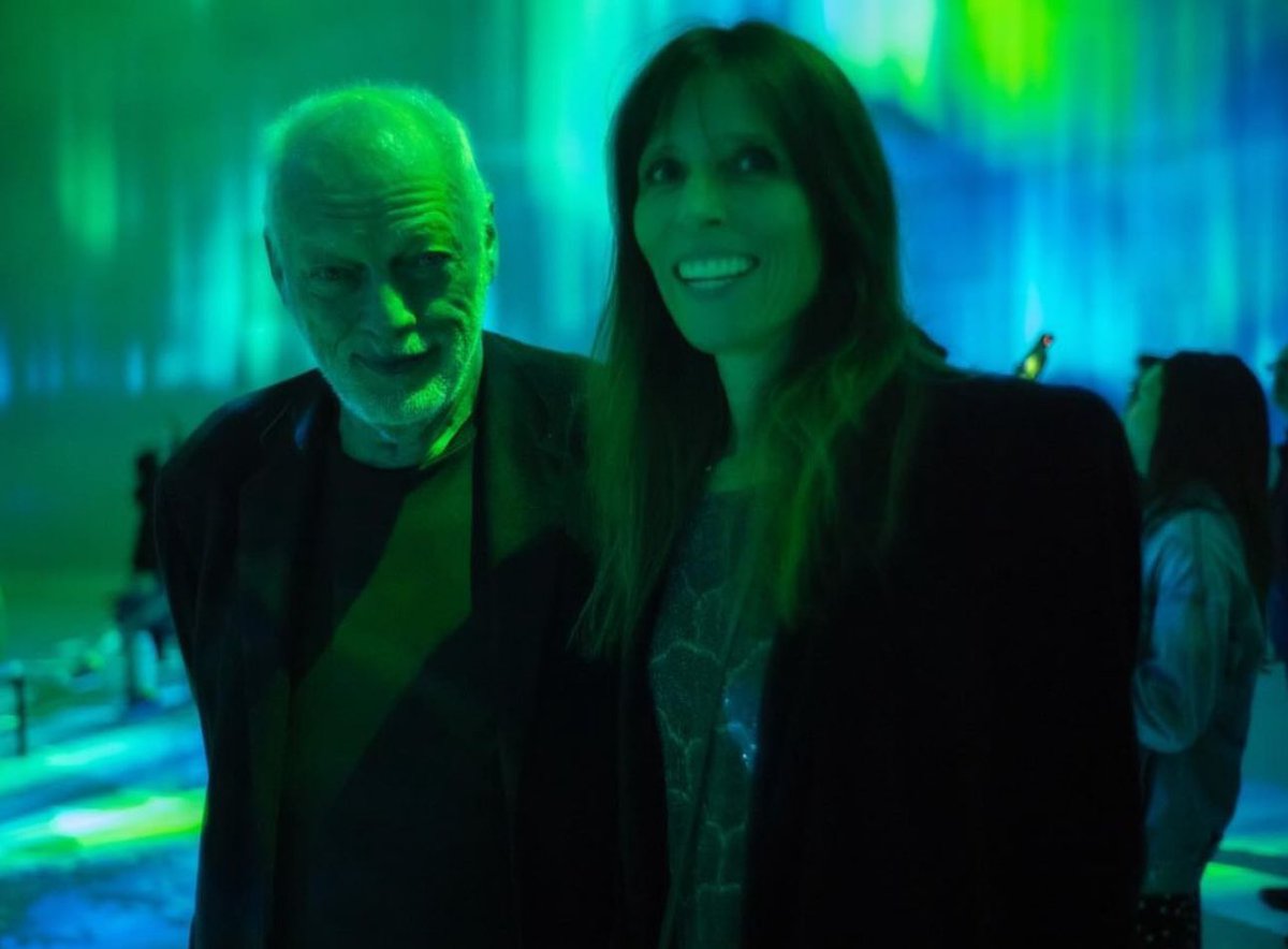 #Davidgilmour Joined Gala Wright for her Brainstorms <a href="/framelessldn/">FRAMELESS</a> <a href="/pinkfloyd/">Pink Floyd</a> #thegreatgiginthesky launch last night. The event is now open to the public ticketmaster.co.uk/frameless-tick…