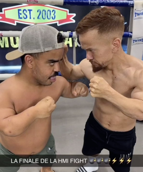 MoulaClub tweet media