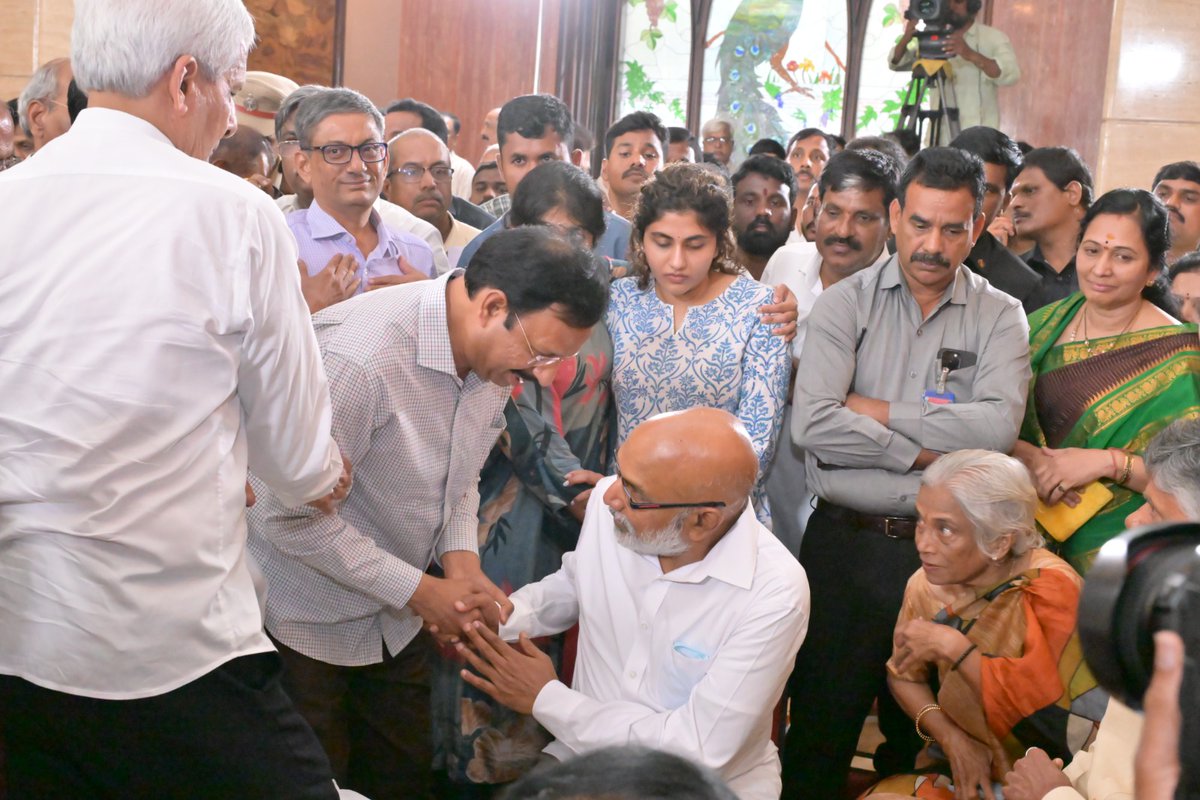 Office of V.C. Sajjanar, IPS tweet media