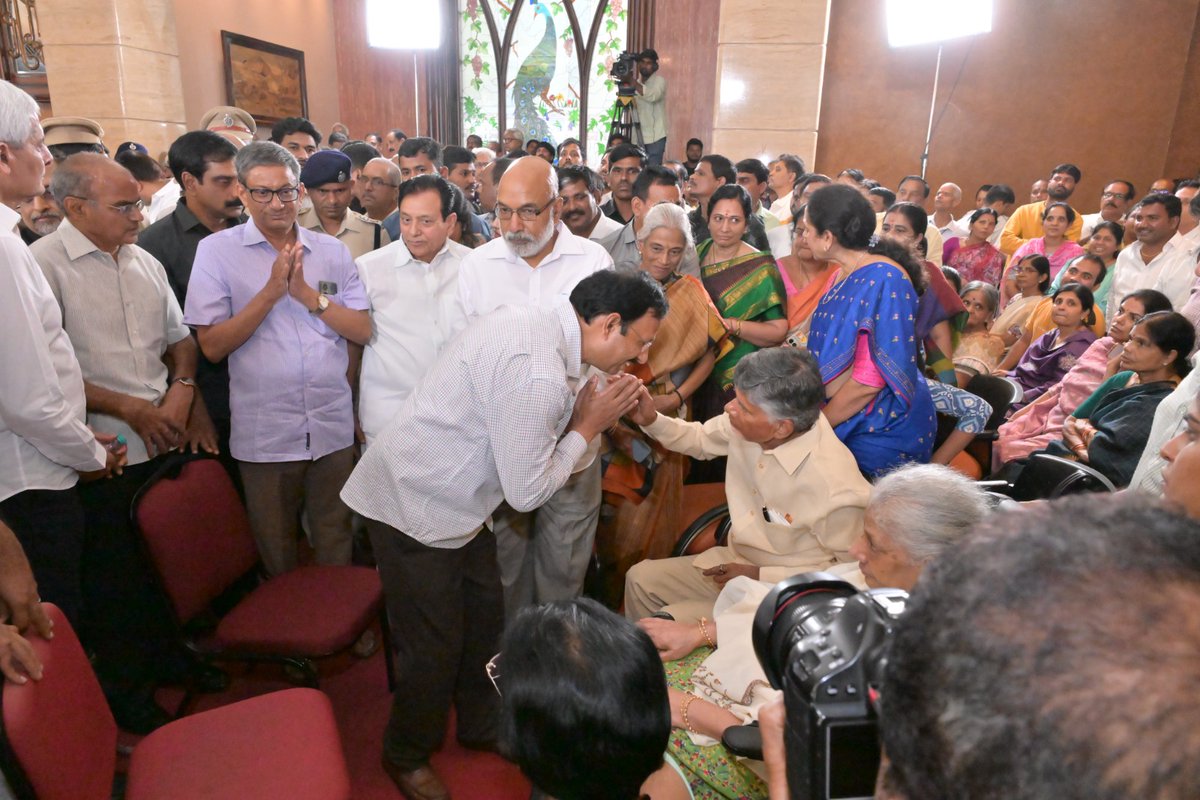 Office of V.C. Sajjanar, IPS tweet media