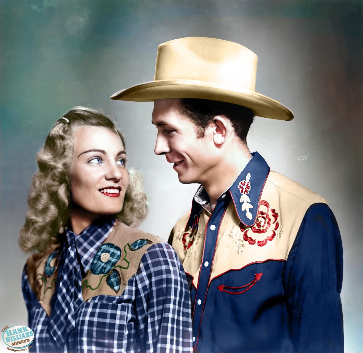 HanksMuseum's tweet photo. Saturday Short Stories Week #5 - Hank and Audrey
Hank met Audrey while playing a medicine show in Banks, AL. It was love at first sight. She was a pretty girl with blonde hair and it was then that Hank realized what makes a song. "It's love that makes the best songs."
They wer... https://t.co/exVbwPwGoo