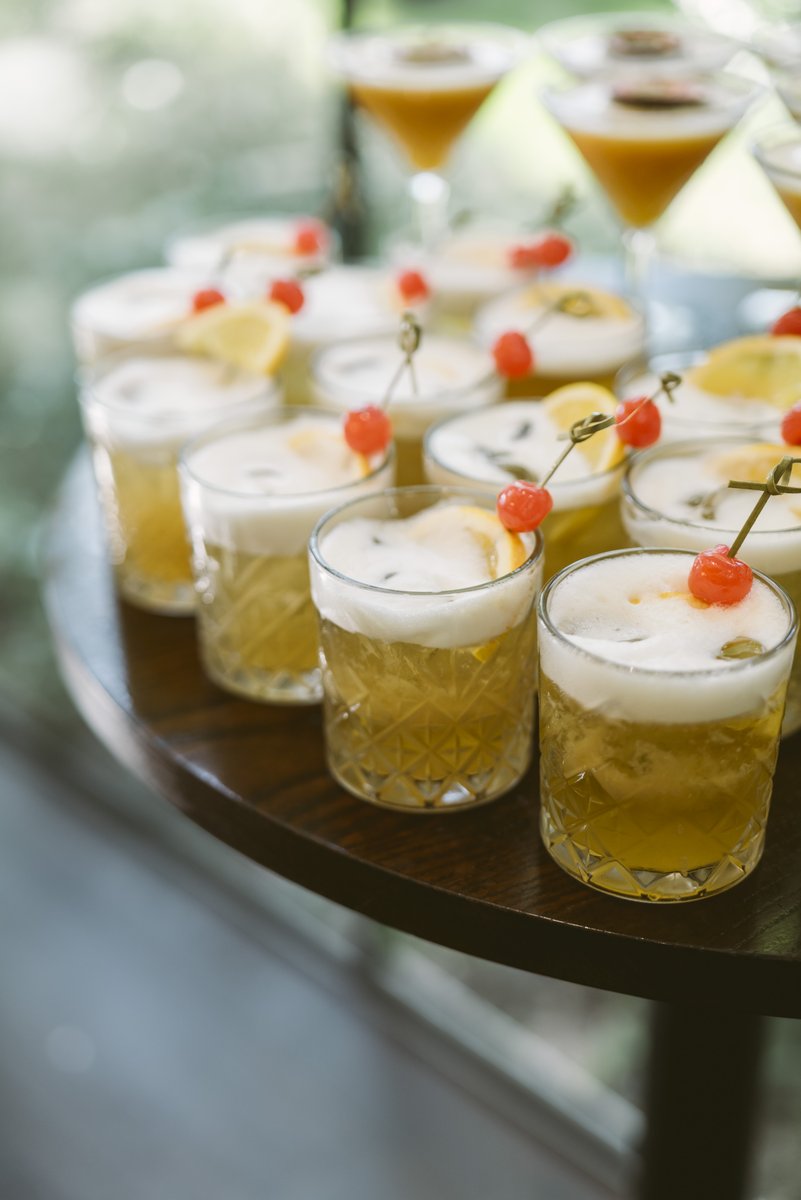 INDULGE IN A TASTE OF EXCELLENCE // Why Knot…? 

Make the most of summer days by savouring a refreshing glass of our signature KNOT Gin, beautifully garnished for a touch of luxury.

Chin chin, let the fun beGIN 🍸