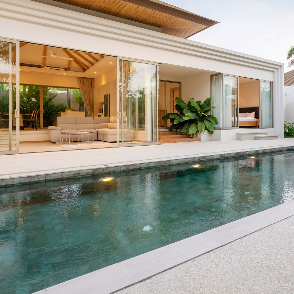 Looking for comprehensive pool services? Look no further! From monthly service plans to planned maintenance, we've got you covered. Whether you're a commercial or home pool owner, trust us for unparalleled expertise and care. Find out more here: chemsol.co.uk/services/luxur…