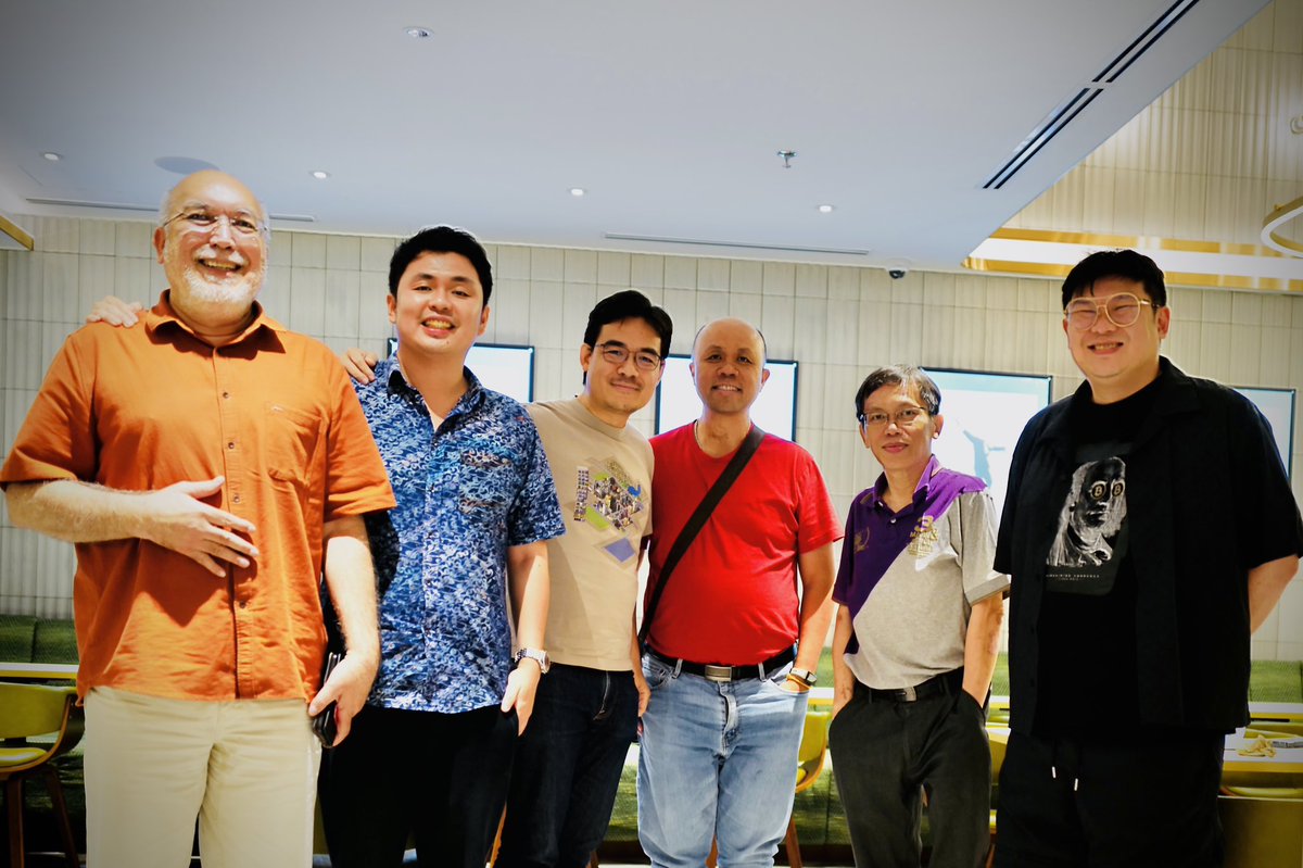 icphub_SG's tweet photo. Thank you @myMRANTI (Malaysian Research Accelerator for Technology & Innovation) and @Petronas ’s Startup for joining our @icp_Malaysia Startup Web3 Innovation event today‼️

#web3 #startup #adoption #ICP #DFINITY  #accelerator #ArtificialIntelligence #malaysia #Blockchain #Decentralised #DeAI