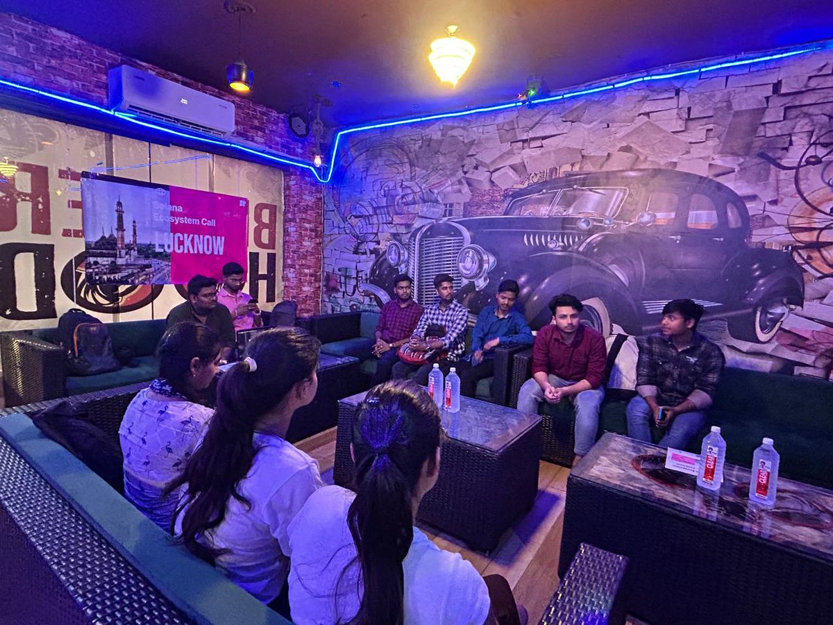 Shivakumarver17's tweet photo. Here's a pic from Solana Ecosystem Call IRL - Lucknow with @Mr_soul_pickr @Mr_soul_pickr @HasanalamAttar

@SuperteamDAO getting together in real life on @getriver_io 
Meeting fellow members and seniors was a valuable and interactive experience... https://t.co/a2gzqTqisX