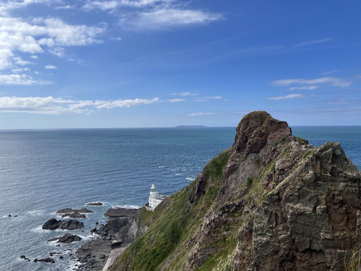 Lundy in distance, seen from Hartland Point. 3 years ago today I was on the island seeing Britain’s first Sulphur-bellied Warbler.