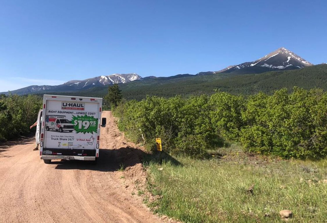 mcgfoundorg's tweet photo. “And we’re off…”
So glad Aspen and Garrett could join Paul on this wood delivery. Safe travels, family!♥️ https://t.co/P1J0ME0bhP