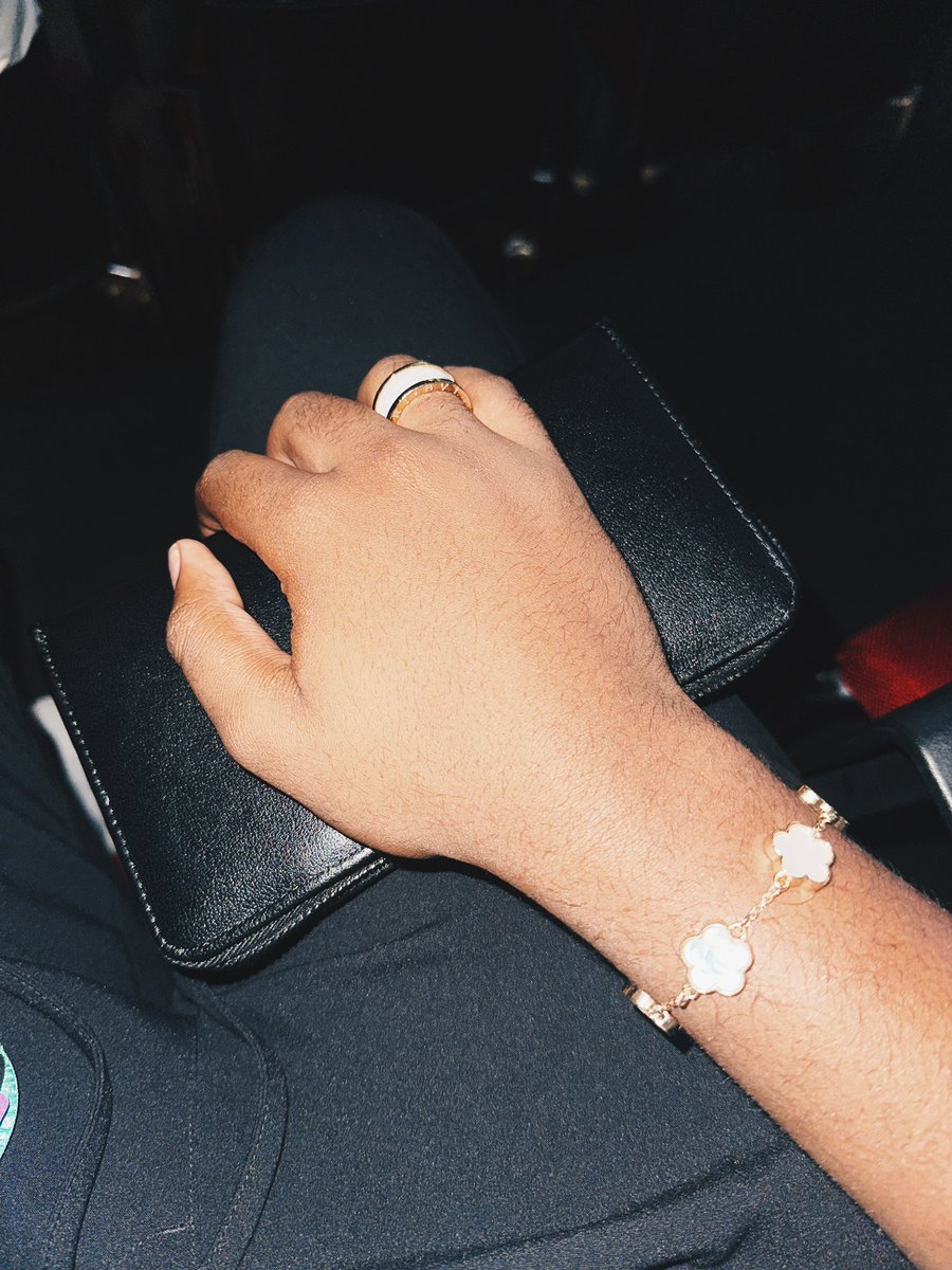 jose_moreno_'s tweet image. Que el único limite sea el universo!
Pasarela de #vogue en #distritomoda 2024