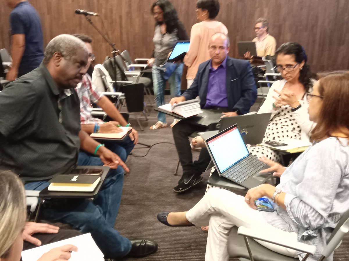 gnufre's tweet photo. Continúan las arduas sesiones de trabajo con el análisis de los ejes de la nueva política de transición  energética en Cuba @EnergiaMinasCub @UCLVCU @fii https://t.co/utYFeI0RYD