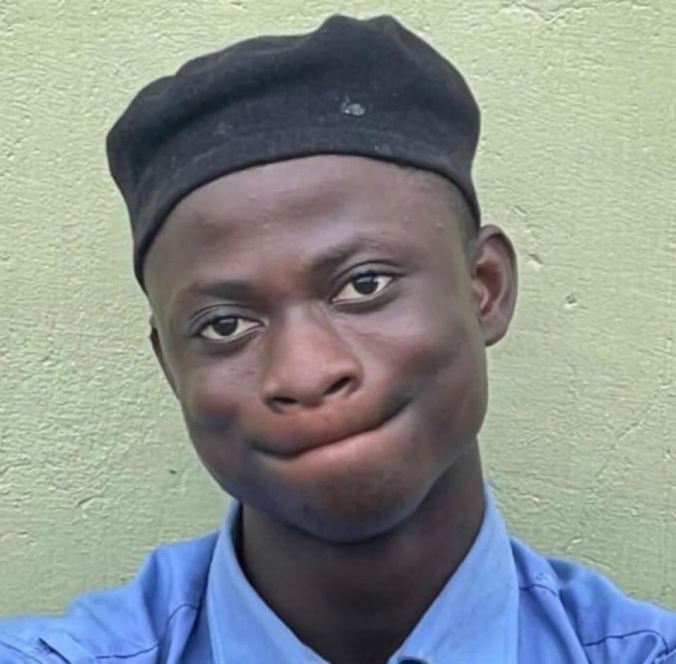 CatfishPolicee's tweet image. If MTN decides to return all the money you spent on data.
what type of car are you buying..?🤣🤣🤣🤣