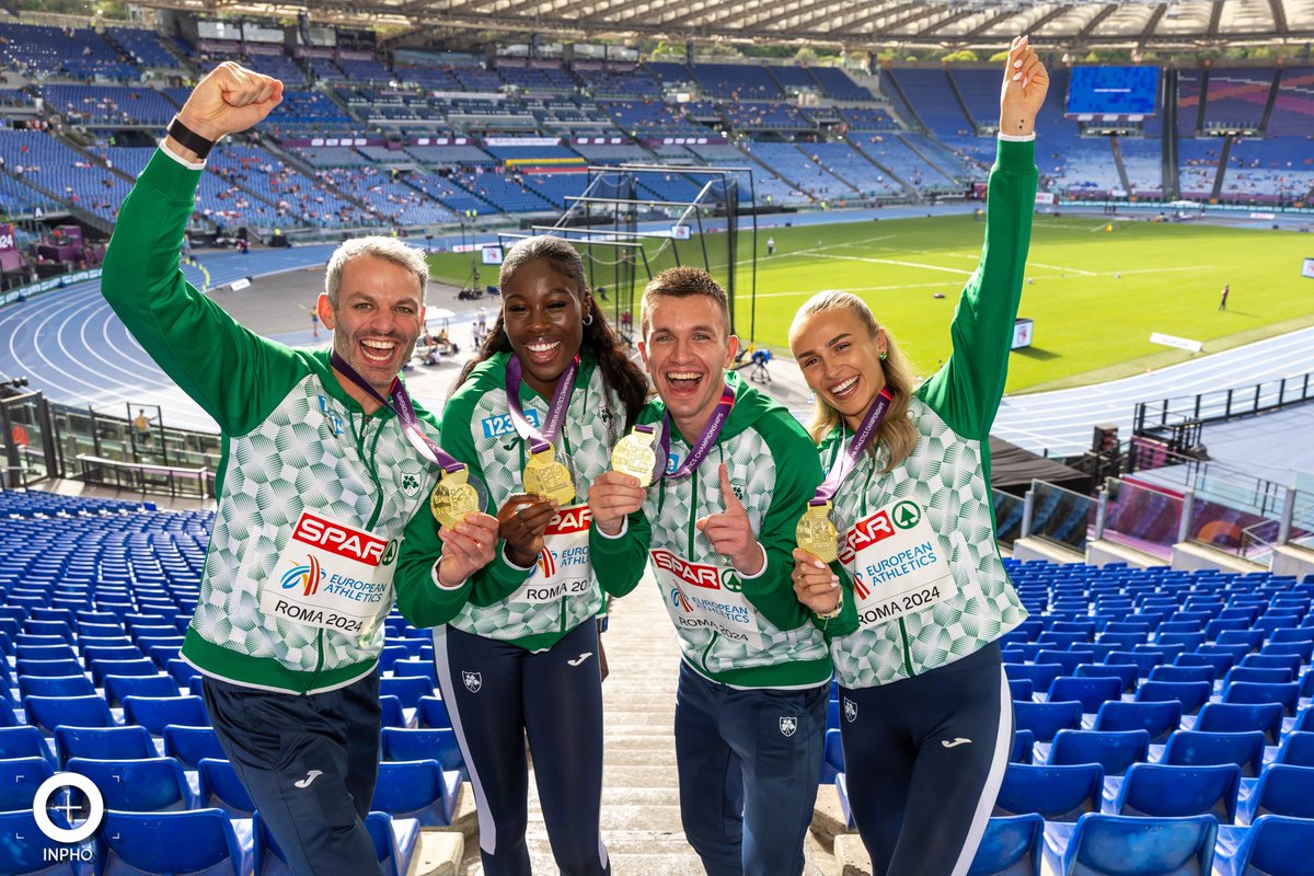 Inphosports's tweet photo. All smiles with those long awaited Gold Medals now in hand! 🏅(📸@MorganTreacy) https://t.co/5dS9SGDmPN