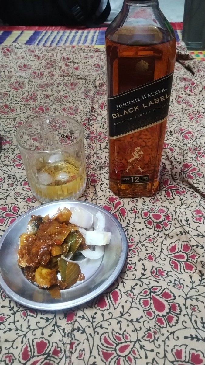 ashokntdpian's tweet photo. 6 months back teppincha...bottle ...ippudu open chesthunna...#TDPVictory ni enjoy chesthu...result day roju work lo unna...so miss chesa aaa roju...ivaaala full inkaa ..rechipovadamey https://t.co/5Pk7uihnv3
