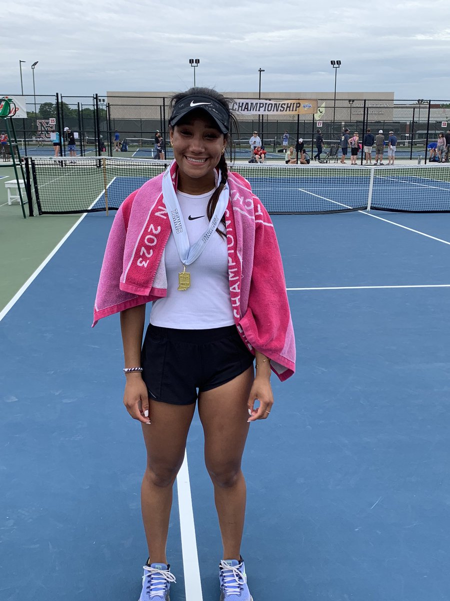lnwildcats's tweet photo. Issy May concluded her amazing high school career today: 
2X IHSAA State Finalist
4X All-State
4X All-Marion County
4X All-MIC
LN Athlete of the Year
MCCGSA Athlete of the Year
Distinguished Scholar
Scholarship to Seton Hall
We are proud of you Issy! @LNHSwildcats @ltgoodnews https://t.co/CbdCCmusH4