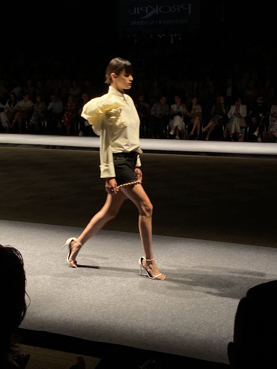 soyjsebas18's tweet image. Pasarela del diseñador #EstevanValencia en #DistritoModa
