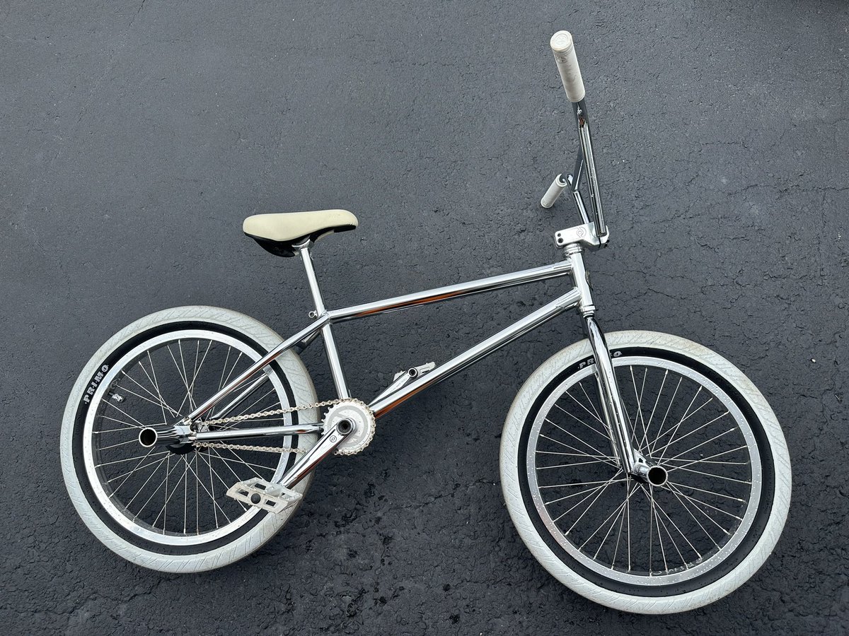 isabelle tweet media