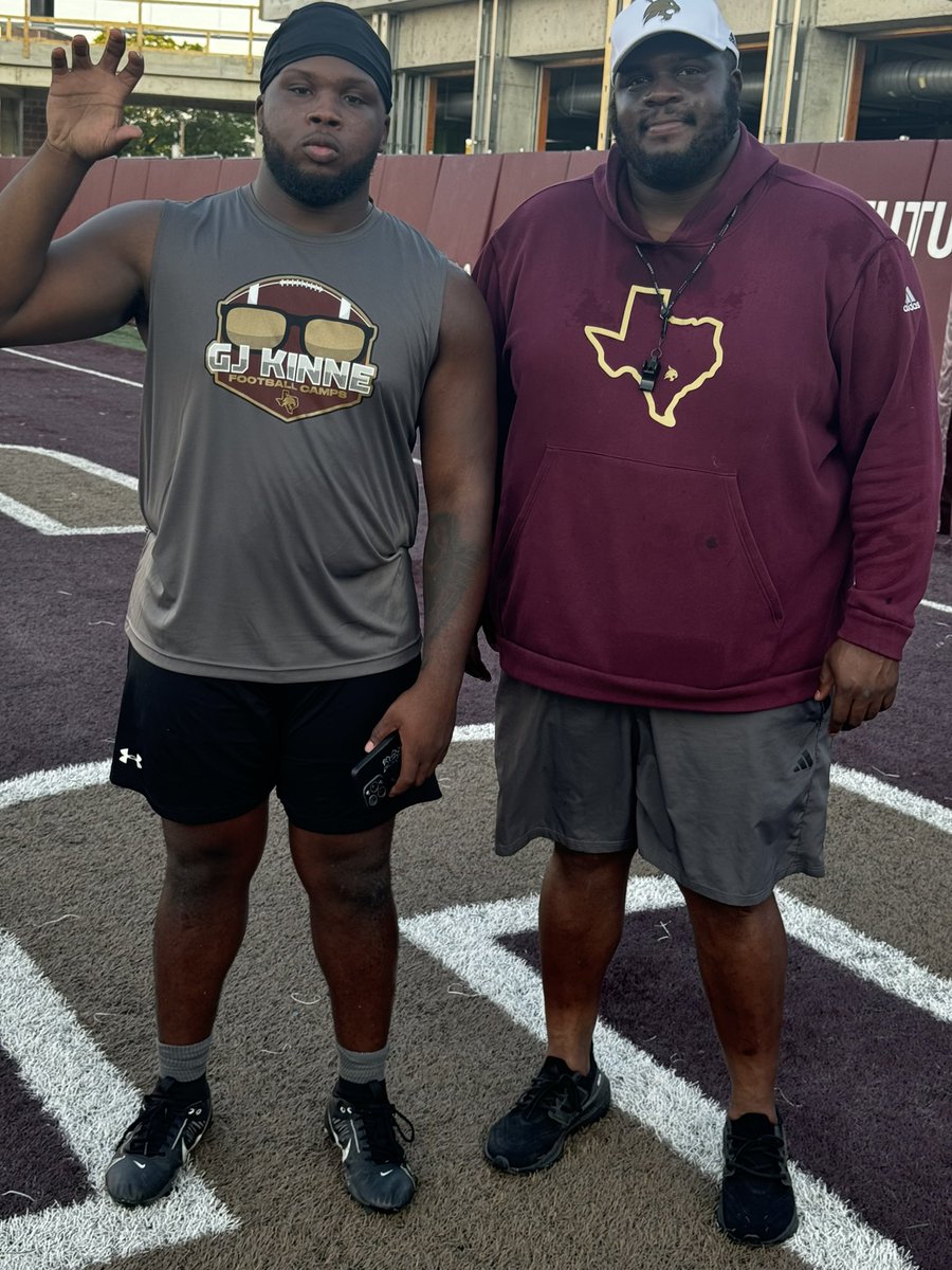 DrogersMcneil's tweet image. Had a fun time @TXSTATEFOOTBALL Camp and enjoyed @ErwinDylan and @CoachMikeOG Coaching points thank you @andrewcobus for Invitation!!! @Ira_SavageLewis @Glap_IV @Bullard_Coach @SCSharkFootball @Zinn68 @SavageDline