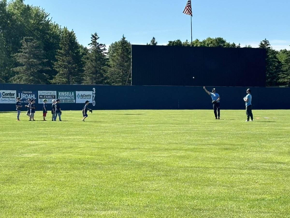 Litchfield Blues tweet media