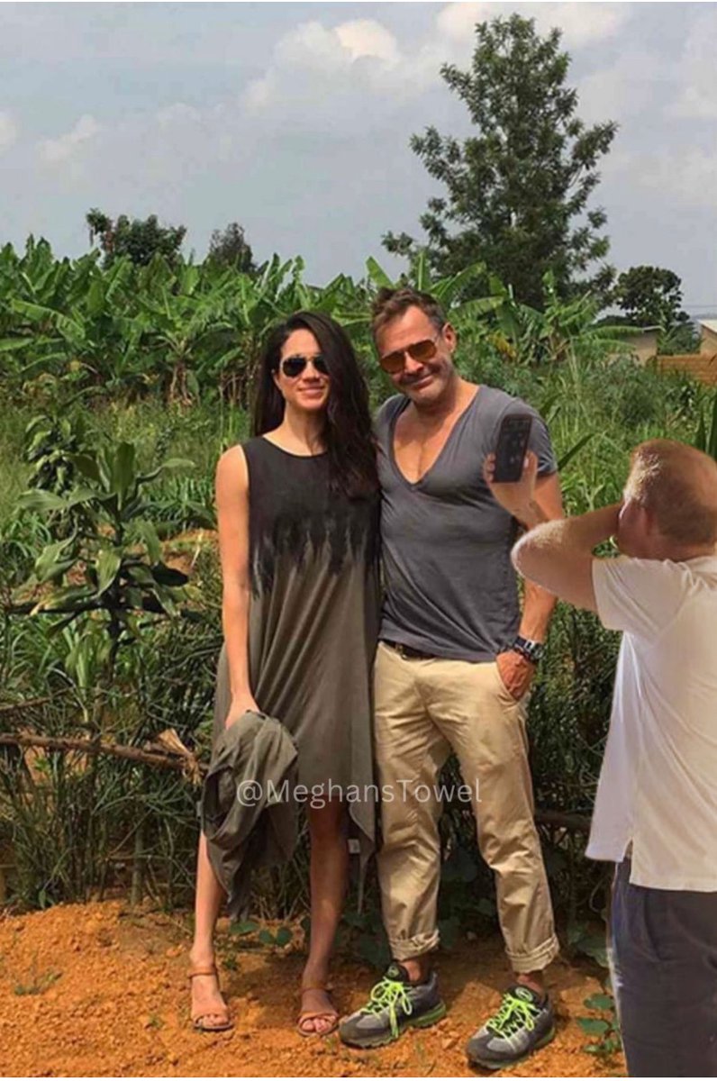 MeghansTowel's tweet image. Caption This