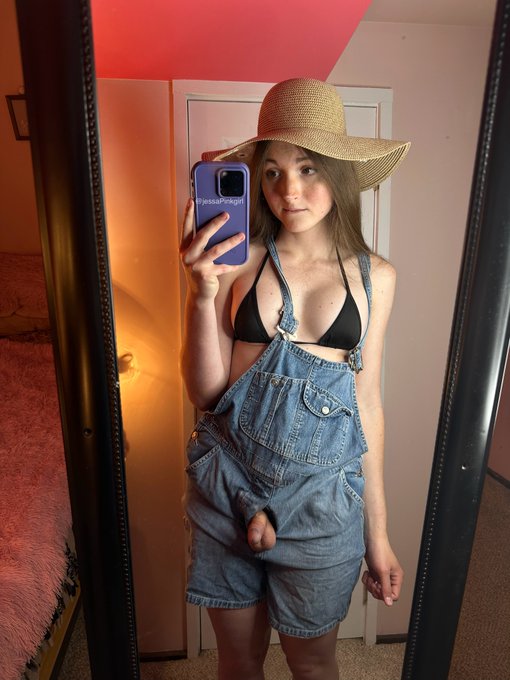 help me plant my seed? 👩&zwj;🌾 https://t.co/MdD1bp7Gab