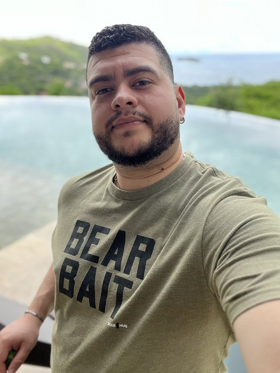 GumaroFlores_'s tweet photo. #BearBait #costarica #gaydad https://t.co/IOVtu9ZApP
