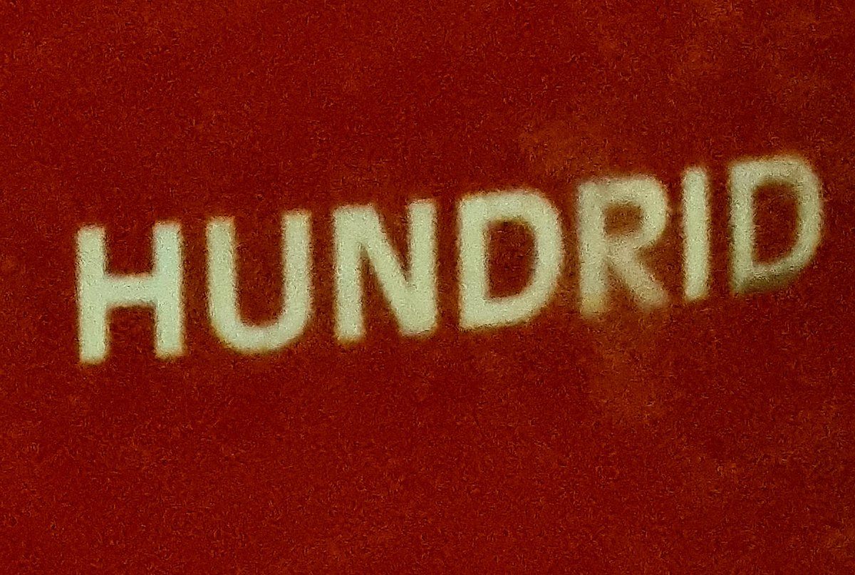 TOCADO Y HUNDRIDO.