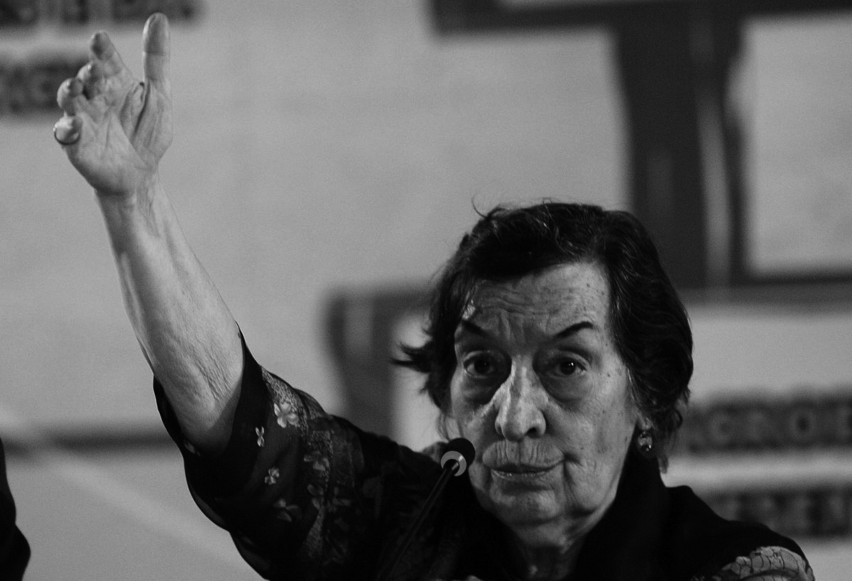 Adeus a Maria da Conceição de Almeida Tavares: professora emérita de Economia, Tavares formou diversas gerações e nomes como José Serra, Luciano Coutinho e Luiz Gonzaga Belluzzo. Leia a nota de pesar: tinyurl.com/mwuk9f7h

#ufrj