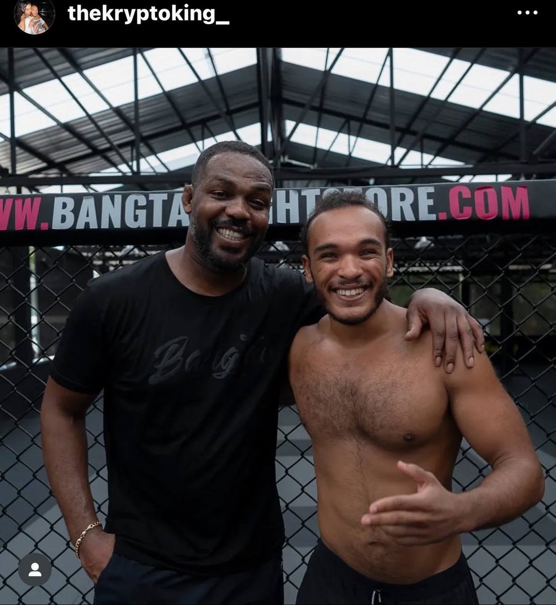 asian_mae08's tweet photo. Can @Cobratate Take on and spar @thekryptoking_? I think Tate will end up in a Armbar and have to surrender! #WifTate https://t.co/nKkww2gJNI