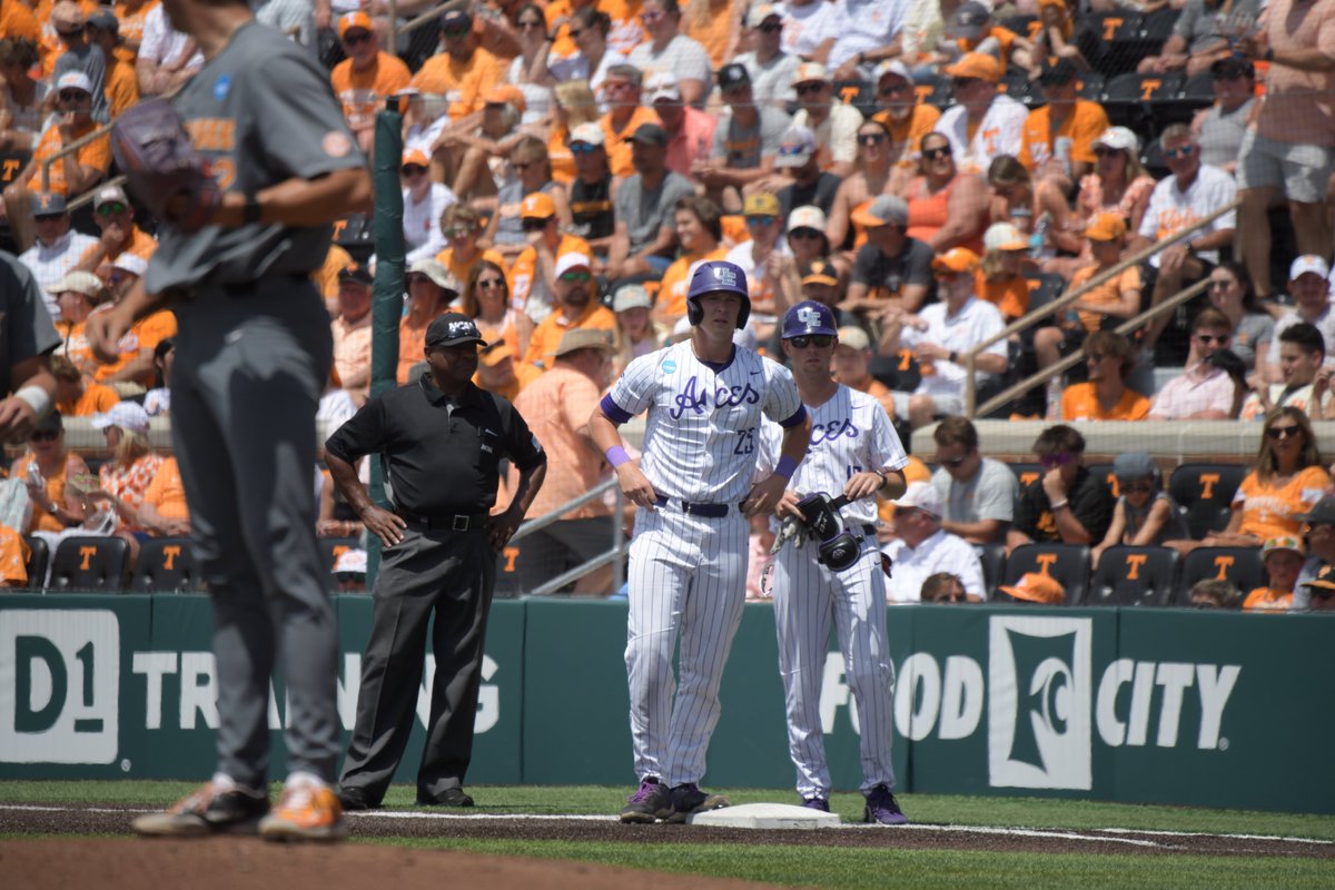 Evansville Purple Aces Baseball (@ueathleticsbase) on Twitter photo . <a href="/Evan5Waggoner/">Evan Waggoner</a> takes his first base of the Super Regionals as the Aces head to the fifth!
End of 4
🟣 3 | 🟠 4
⚾️ #ForTheAces x #GUAC 🥑 . <a href="/Evan5Waggoner/">Evan Waggoner</a> takes his first base of the Super Regionals as the Aces head to the fifth!
End of 4
🟣 3 | 🟠 4
⚾️ #ForTheAces x #GUAC 🥑