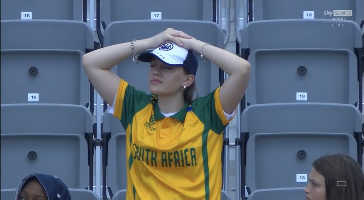 sai_whispers's tweet photo. Another shocker of #T20 World Cup loading ???
#Netherlands stuns #SouthAfrica with 3-3(2.3)
#T20IWorldCup2024 #NEDvsSA #SAvsNED #CricketinUS #CricketinUSA https://t.co/YRrD3K8VAj